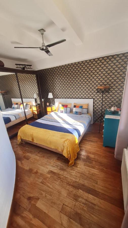 Sunny Apartment With Nice View In History City Center Aix-en-Provence Ngoại thất bức ảnh